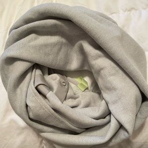 Lululemon scarf